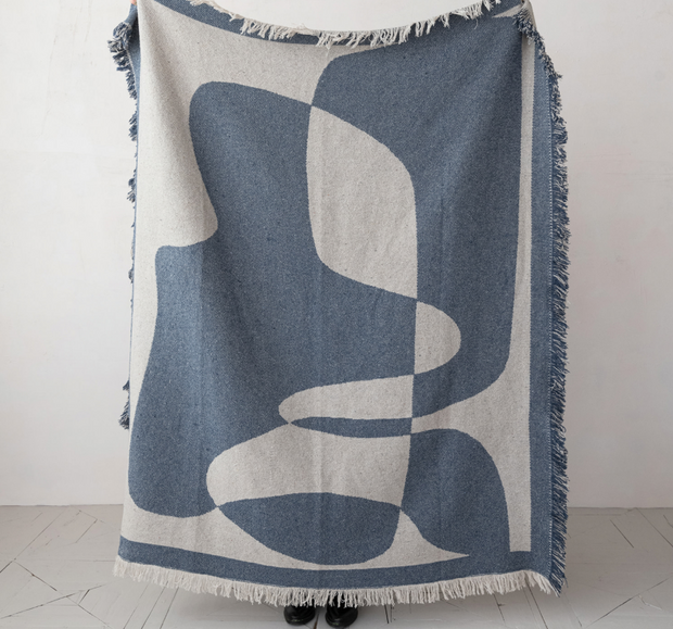 Waves Jacquard Throw
